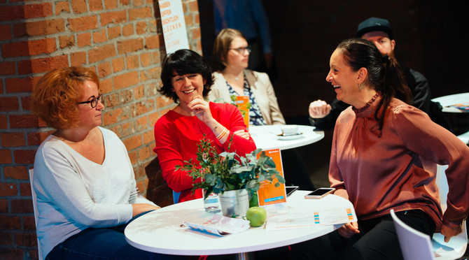 Teamwork makes Dream Work