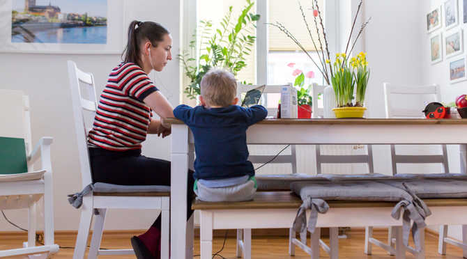 Zuhause mit Kind - Herausforderungen im Home Office